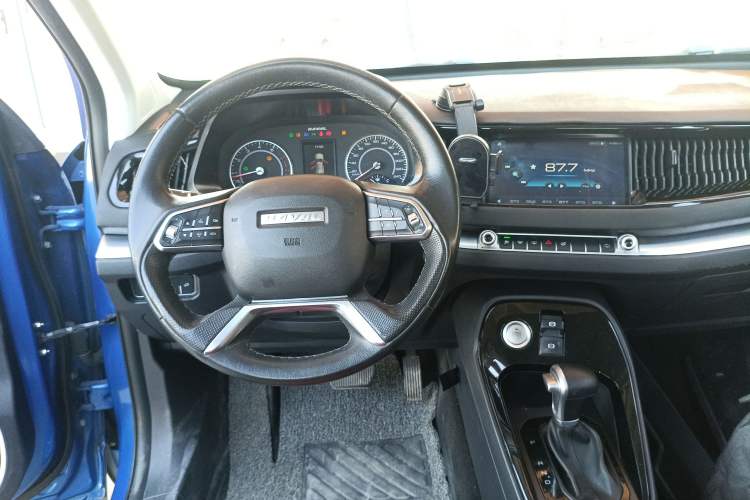 Used Haval H2s 2018 Blue Label 1.5T Dual-Clutch ZhiShang Model Interior 2