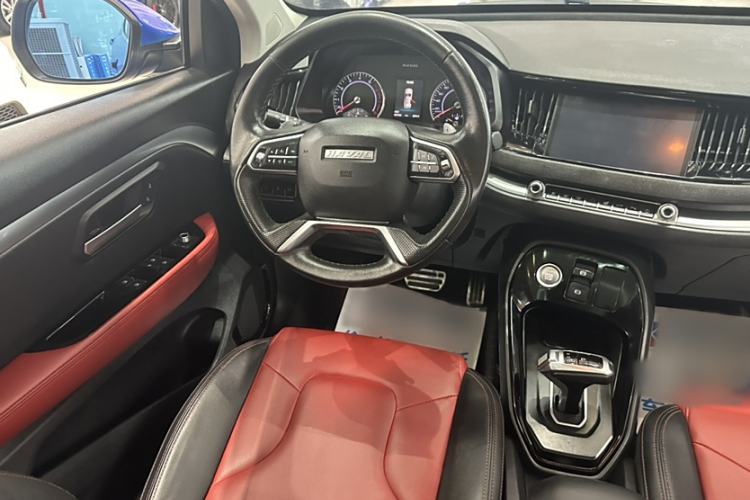 Used Haval H2s 2018 Red-Label 1.5T Dual-Clutch Luxury Model Interior 3