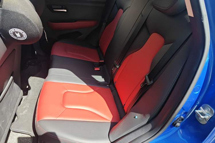 Used Haval H2s 2018 Red-Label 1.5T Dual-Clutch Luxury Model Interior 4