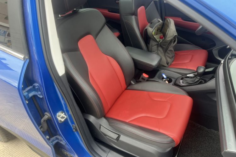 Used Haval H2s 2018 Blue Label 1.5T Dual-Clutch Fashion Edition Interior 4
