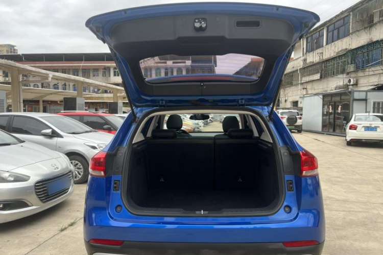 Used Haval H2s 2018 Blue Label 1.5T Dual-Clutch Fashion Edition Interior 6