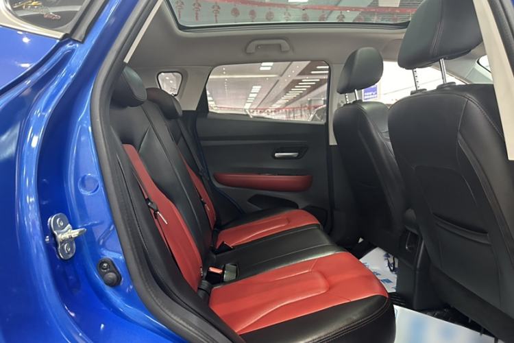 Used Haval H2s 2018 Red-Label 1.5T Dual-Clutch Luxury Model Interior 8
