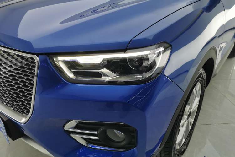 Used Haval H2s 2018 Red-Label 1.5T Dual-Clutch ZhiShang Model Left Front Headlight