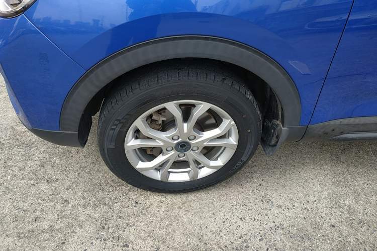 Used Haval H2s 2018 1.5T Dual-Clutch Fashion Edition Left Front Wheel Hub