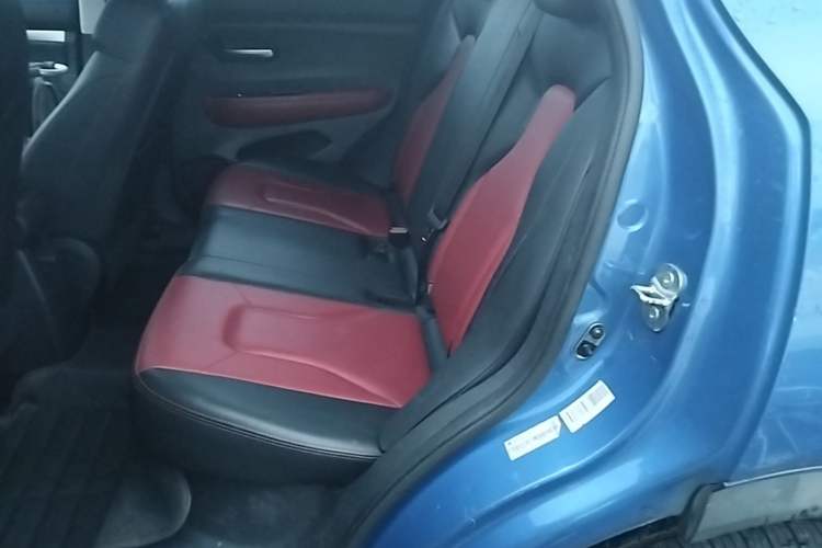 Used Haval H2s 2018 Blue Label 1.5T Dual-Clutch Luxury Model Left Rear Seat