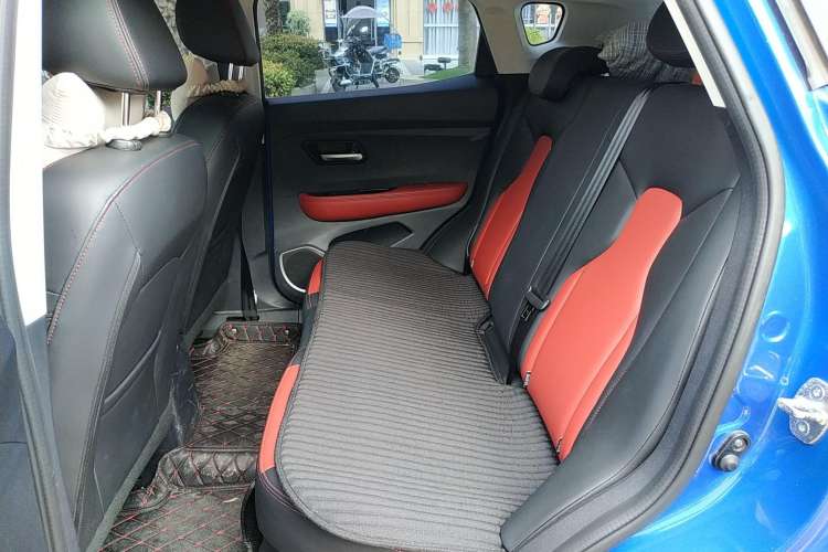 Used Haval H2s 2018 Red-Label 1.5T Dual-Clutch ZhiShang Model Left Rear Seat