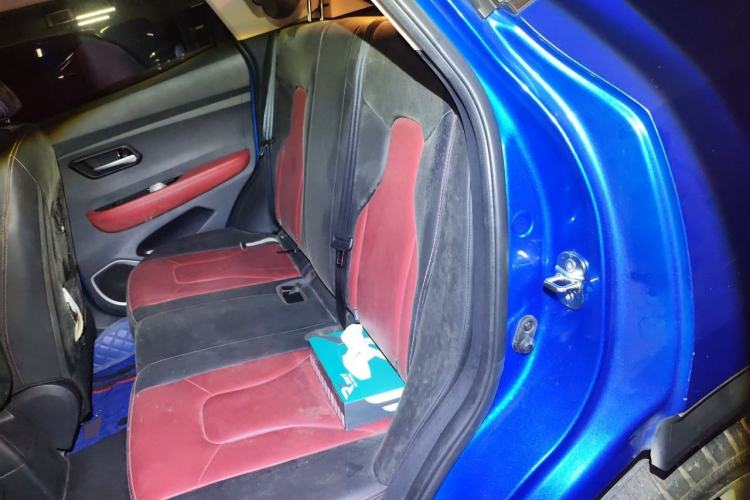 Used Haval H2s 2018 Blue Label 1.5T Dual-Clutch ZhiShang Model Left Rear Seat