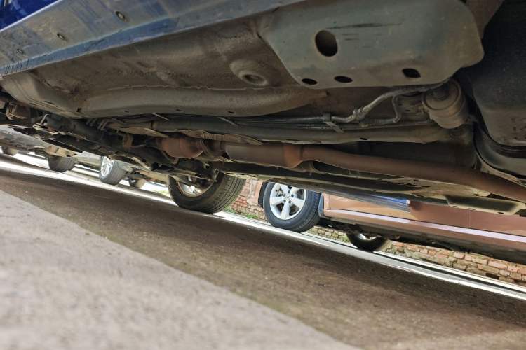 Used Haval H2s 2018 Red-Label 1.5T Dual-Clutch Elite Model Left Side Sill