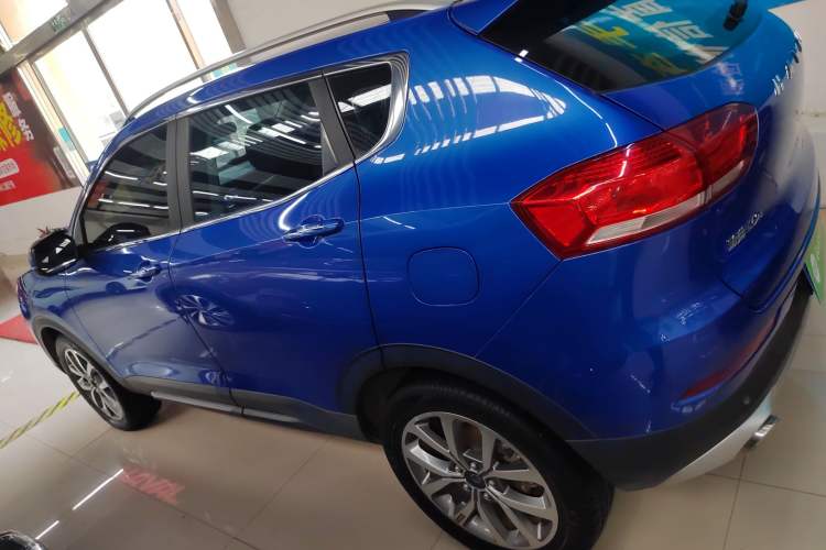 Used Haval H2s 2018 Red-Label 1.5T Dual-Clutch ZhiShang Model Left Side