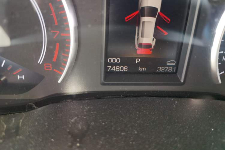 Used Haval H2s 2018 Red-Label 1.5T Dual-Clutch Luxury Model Odometer Close Up