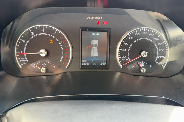 Used Haval H2s 2018 Blue Label 1.5T Dual-Clutch Fashion Edition Odometer Close Up