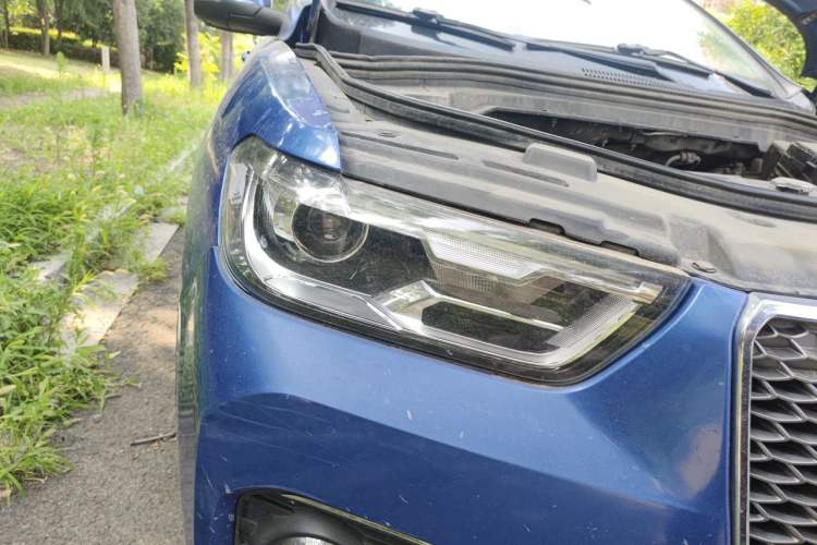 Used Haval H2s 2018 Red-Label 1.5T Dual-Clutch Elite Model Right Front Headlight