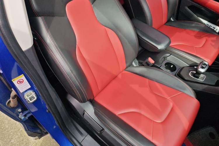 Used Haval H2s 2018 Red-Label 1.5T Dual-Clutch Elite Model Right Front Seat