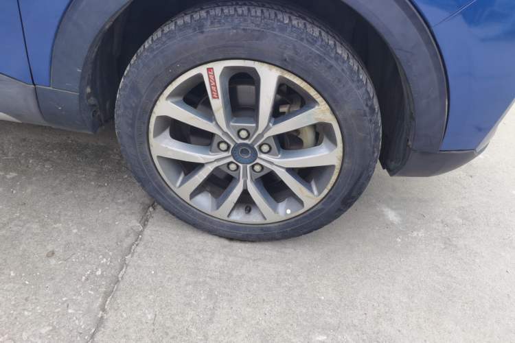 Used Haval H2s 2018 Red-Label 1.5T Dual-Clutch Luxury Model Right Front Wheel Hub