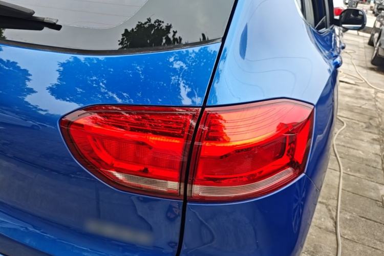 Used Haval H2s 2018 Red-Label 1.5T Dual-Clutch Luxury Model Right Rear Taillight