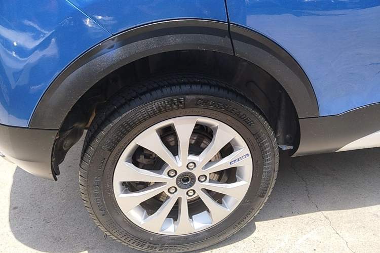 Used Haval H2s 2018 Blue Label 1.5T Dual-Clutch Elite Model Right Rear Wheel Hub