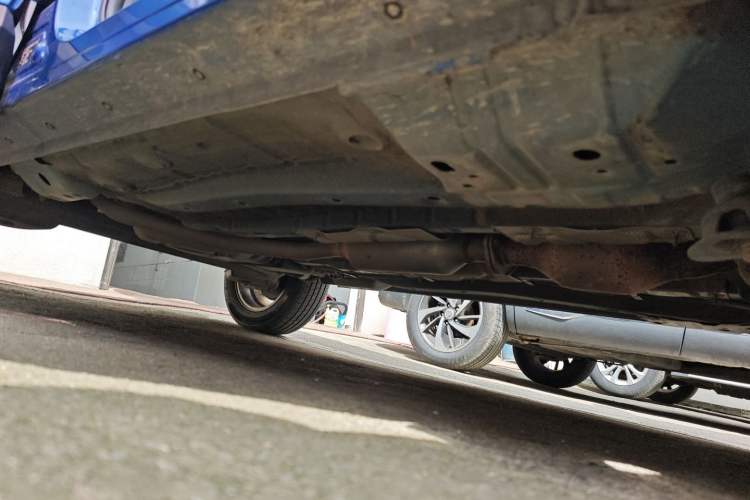 Used Haval H2s 2018 Red-Label 1.5T Dual-Clutch Elite Model Right Side Sill
