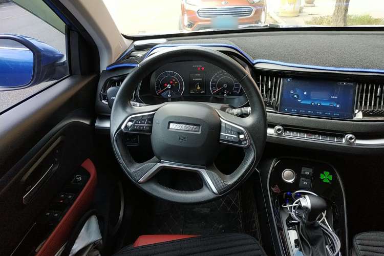 Used Haval H2s 2018 Red-Label 1.5T Dual-Clutch ZhiShang Model Steering Wheel