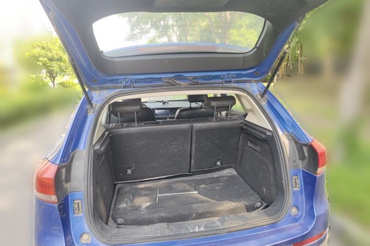 Used Haval H2s 2018 Red-Label 1.5T Dual-Clutch Elite Model Trunk