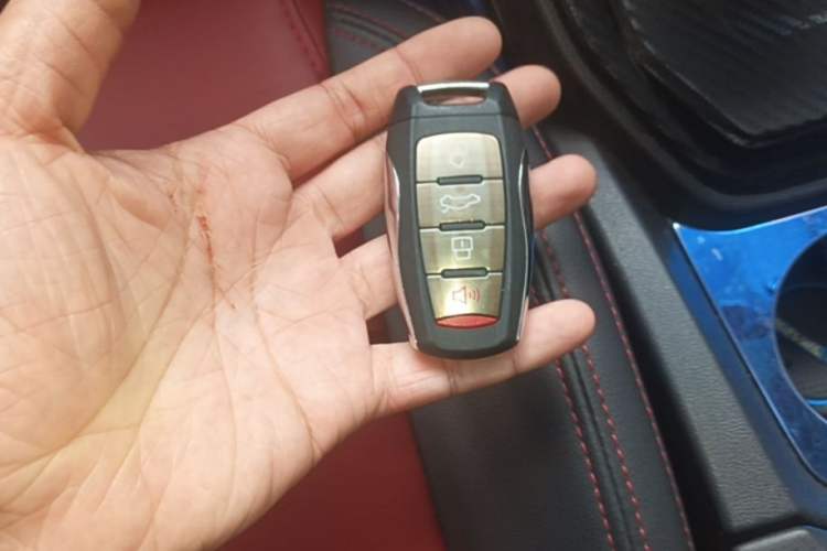 Used Haval H2s 2018 Red-Label 1.5T Dual-Clutch Luxury Model Vehicle Key
