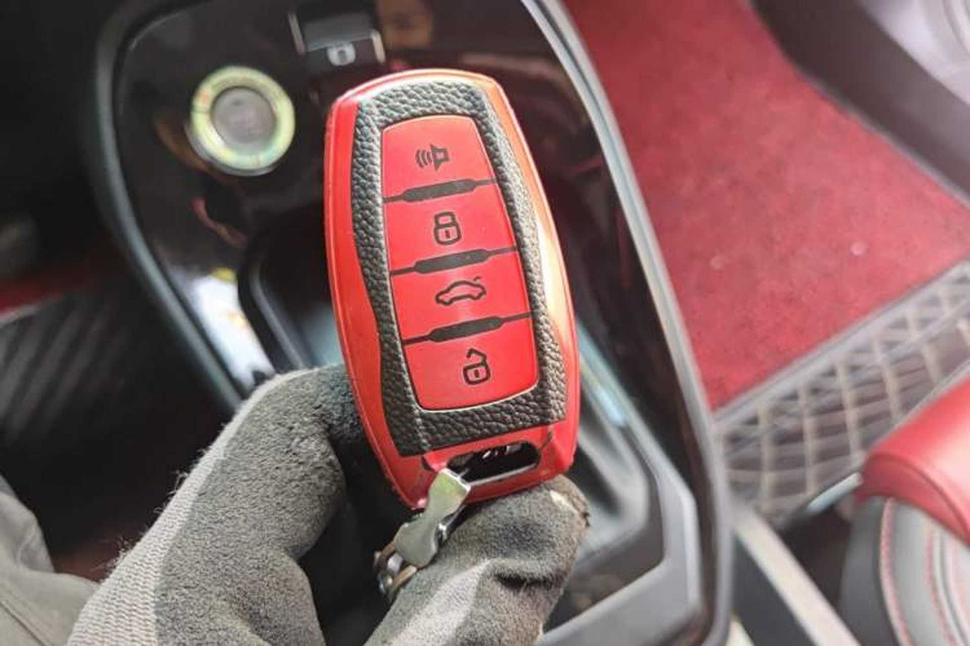 Used Haval H2s 2018 Red-Label 1.5T Dual-Clutch ZhiShang Model Vehicle Key
