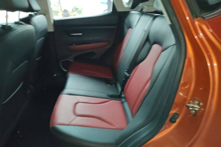 Used Haval H2s 2018 1.5T Dual-Clutch Fashion Edition Interior 4