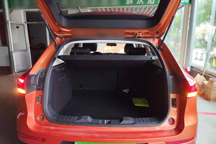 Used Haval H2s 2018 1.5T Dual-Clutch Fashion Edition Trunk