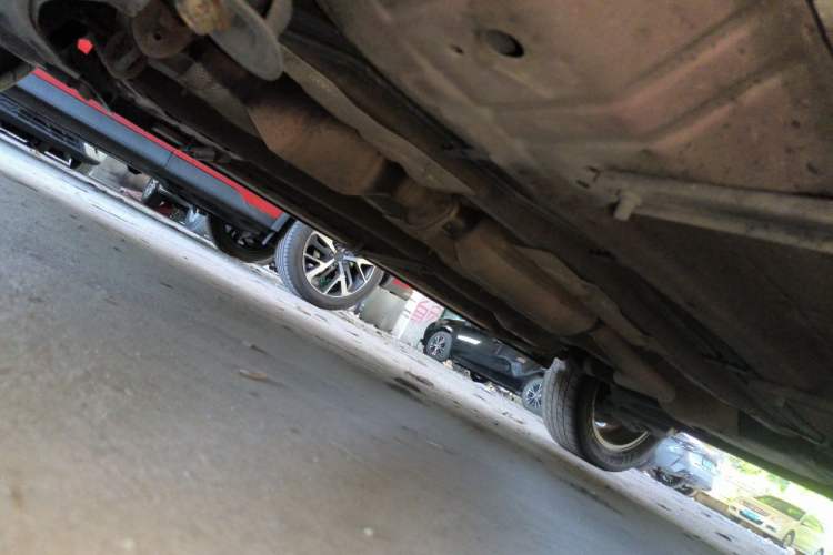 Used Haval H2s 2018 Red-Label 1.5T Manual Comfort Model Chassis Front Left