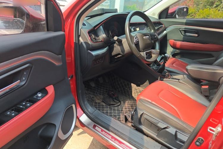Used Haval H2s 2018 Red-Label 1.5T Manual Elite Model Driver Seat
