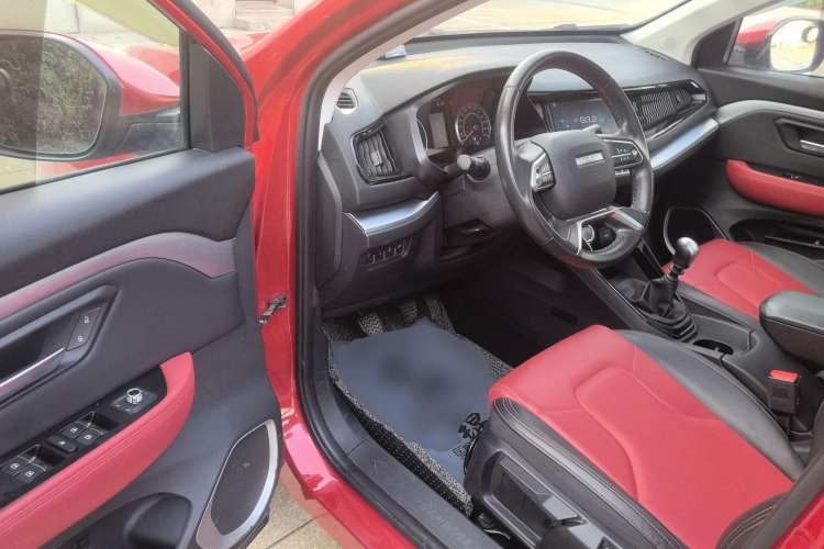 Used Haval H2s 2018 Red-Label 1.5T Manual Elite Model Driver Seat