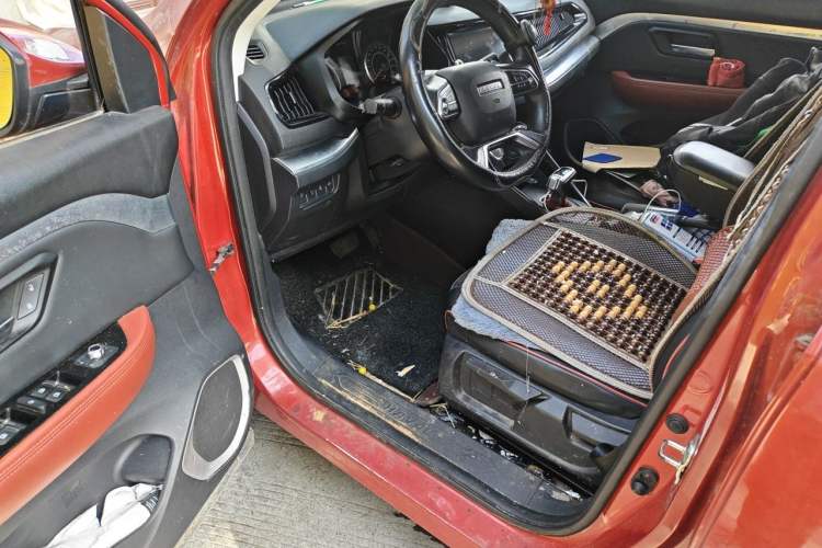 Used Haval H2s 2018 Red-Label 1.5T Dual-Clutch Elite Model Driver Seat