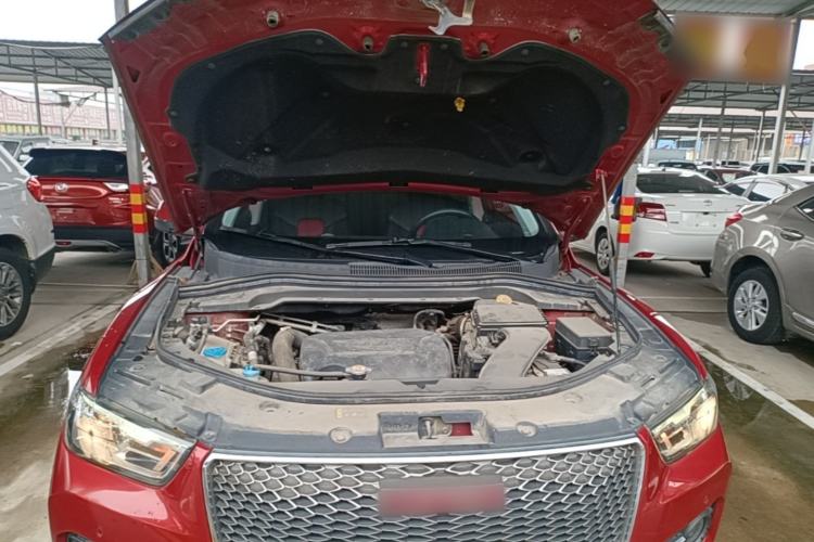 Used Haval H2s 2018 Red-Label 1.5T Dual-Clutch Luxury Model Engine Bay