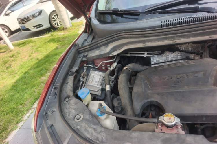 Used Haval H2s 2018 Blue Label 1.5T Dual-Clutch Luxury Model Engine Bay Right