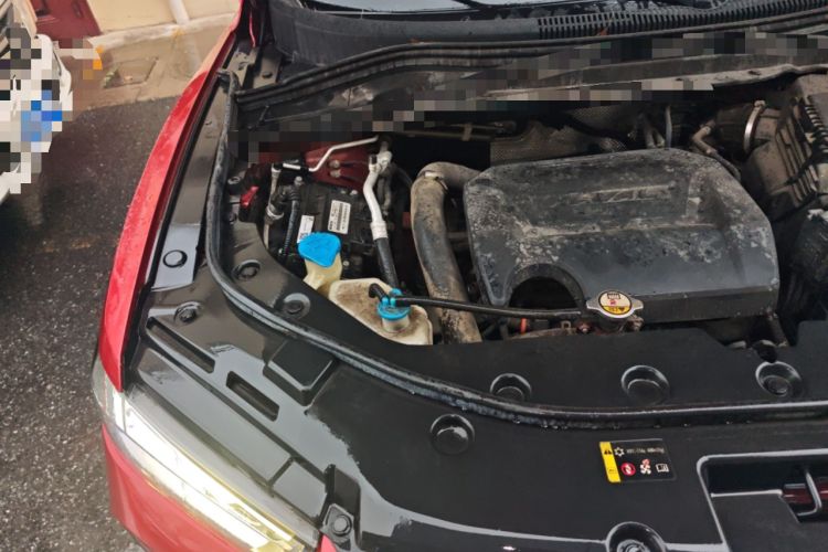 Used Haval H2s 2018 Red-Label 1.5T Dual-Clutch Fashion Edition Engine Bay Right