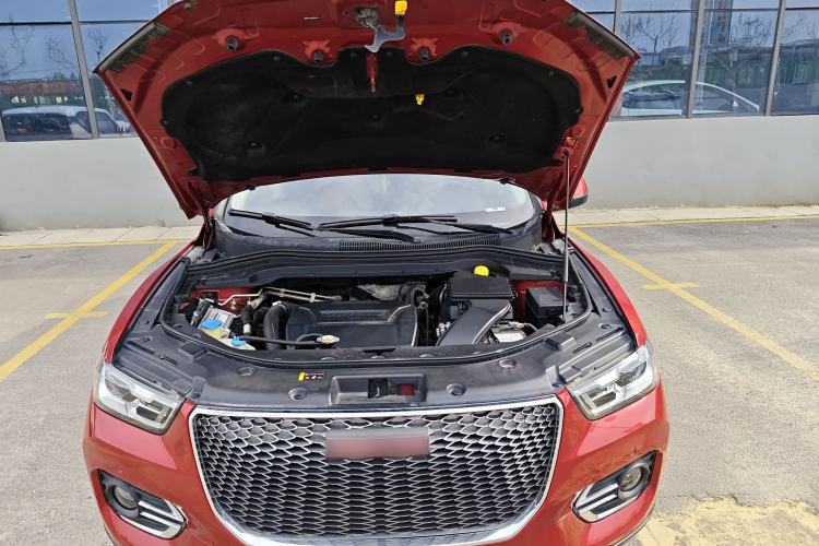 Used Haval H2s 2018 Red-Label 1.5T Dual-Clutch Luxury Model Engine Bay