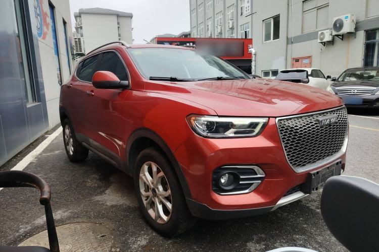 Used Haval H2s 2018 1.5T Dual-Clutch Fashion Edition Front Right 45 Deg