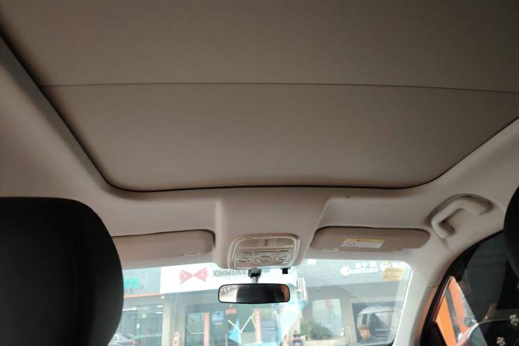 Used Haval H2s 2018 1.5T Dual-Clutch Fashion Edition Headliner