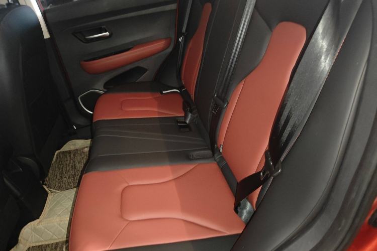 Used Haval H2s 2018 1.5T Dual-Clutch ZhiShang Model Interior 1