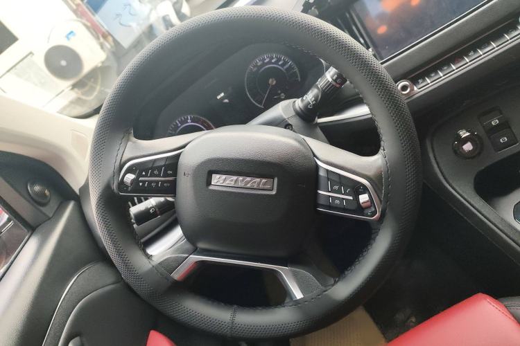 Used Haval H2s 2018 Red-Label 1.5T Dual-Clutch Fashion Edition Interior 2