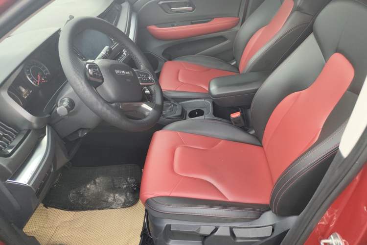 Used Haval H2s 2018 Red-Label 1.5T Dual-Clutch Fashion Edition Interior 4