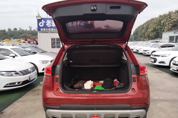 Used Haval H2s 2018 Blue Label 1.5T Dual-Clutch Elite Model Interior 4