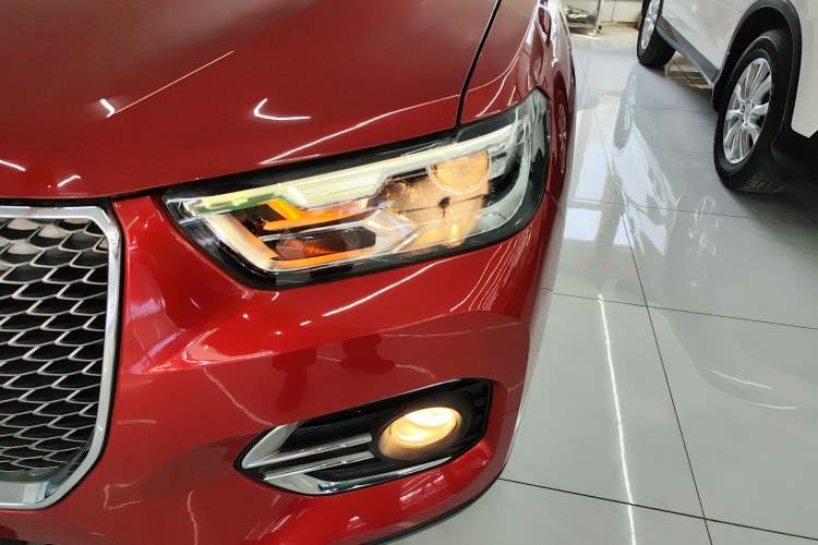 Used Haval H2s 2018 Red-Label 1.5T Dual-Clutch Elite Model Left Front Headlight
