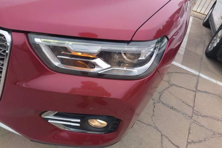 Used Haval H2s 2018 1.5T Dual-Clutch Fashion Edition Left Front Headlight