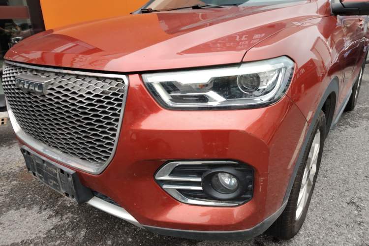 Used Haval H2s 2018 1.5T Dual-Clutch Fashion Edition Left Front Headlight