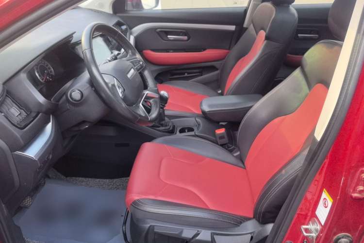 Used Haval H2s 2018 Red-Label 1.5T Manual Elite Model Left Front Seat
