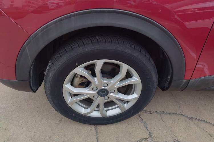 Used Haval H2s 2018 1.5T Dual-Clutch Fashion Edition Left Front Wheel Hub