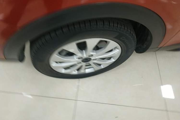 Used Haval H2s 2018 Blue Label 1.5T Dual-Clutch Fashion Edition Left Front Wheel Hub