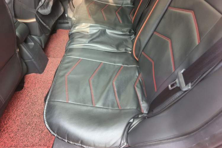 Used Haval H2s 2018 Blue Label 1.5T Dual-Clutch Luxury Model Left Rear Seat