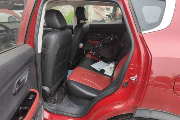 Used Haval H2s 2018 Blue Label 1.5T Dual-Clutch Elite Model Left Rear Seat