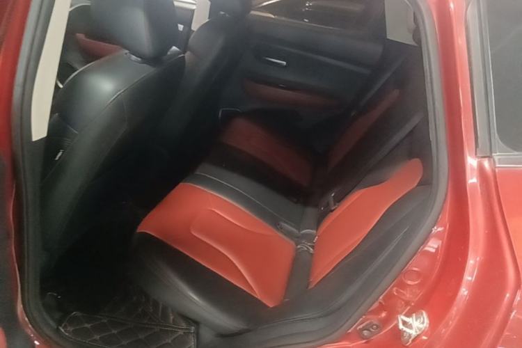 Used Haval H2s 2018 Red-Label 1.5T Dual-Clutch Elite Model Left Rear Seat